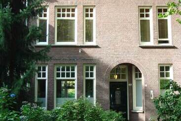 تختخواب و صبحانه Boutiquehotel Sycamore Protected City View Free Parking