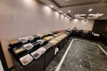 Bm Hotel City