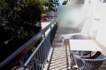 هتل Best Western Hôtel Garden And Spa