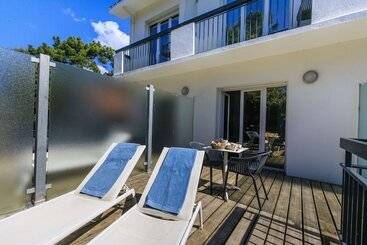 هتل Best Western Hôtel Garden And Spa