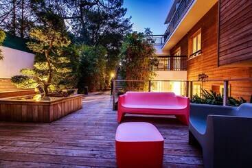 هتل Best Western Hôtel Garden And Spa