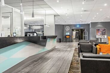 هتل Best Western Leto Arena