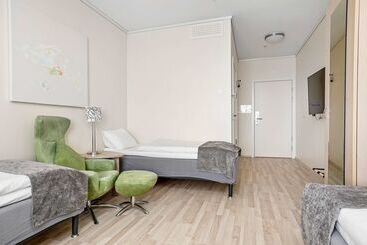 هتل Best Western Leto Arena