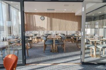 هتل Best Western Plus Oslo Airport