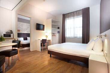 هتل Best Western Zaan Inn