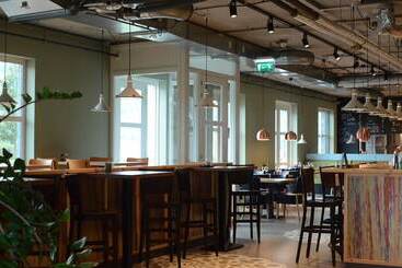 هتل Best Western Zaan Inn