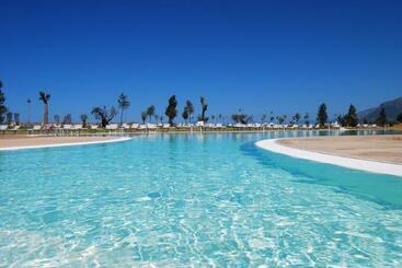 هتل Borgo Di Fiuzzi Resort & Spa