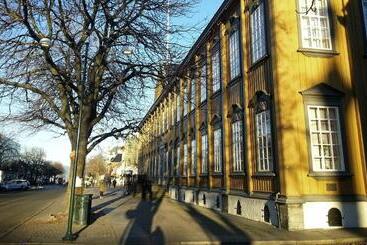 هتل City Living Schøller