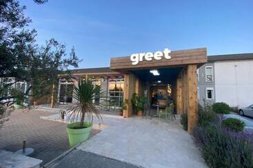 Greet Hotel Marseille Provence Aéroport