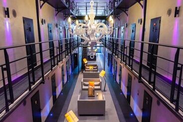 Отель Het Arresthuis