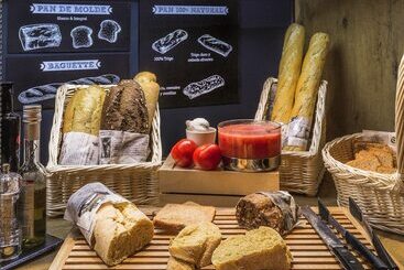 هتل Ibis Barcelona Santa Coloma