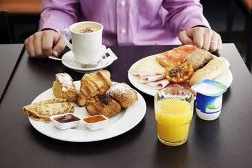 هتل Ibis Barcelona Santa Coloma