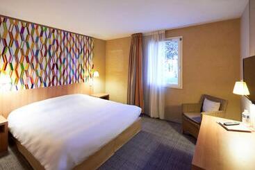 هتل Ibis Styles Cholet