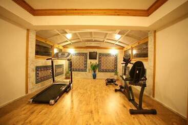 هتل Kerme Ottoman Konak Boutique Class