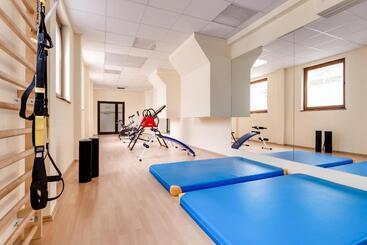 هتل Konradówka Wellness & Spa   300 Metrów Do Centrum