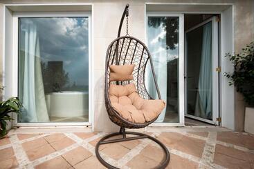 هتل La Locanda Del Pontefice   Luxury Country House