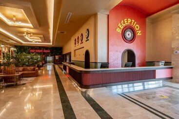 هتل Megasaray Westbeach Antalya
