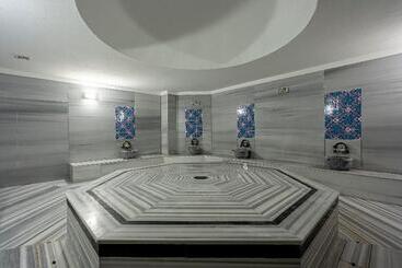 هتل Megasaray Westbeach Antalya