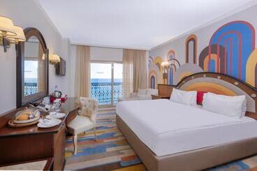 هتل Megasaray Westbeach Antalya