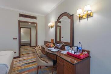 هتل Megasaray Westbeach Antalya