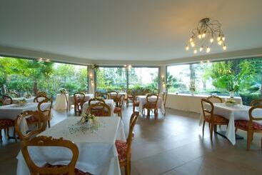 酒店 Oasi Wellness & Spa