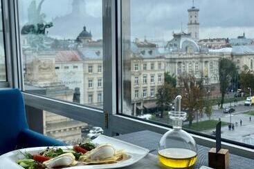 فندق Panorama Lviv