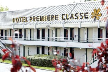 هتل Premiere Classe Tarbes  Bastillac