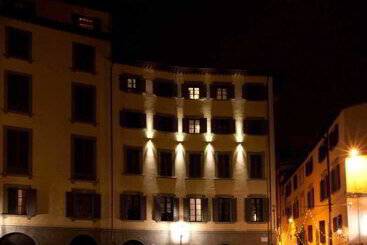 هتل San Firenze Suites & Spa