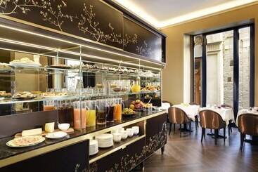 هتل San Firenze Suites & Spa