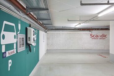 هتل Scandic Hamburg Emporio