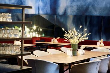 هتل Scandic Hamburg Emporio