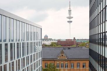 هتل Scandic Hamburg Emporio