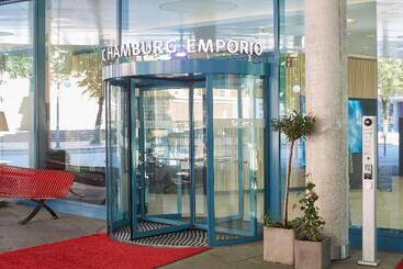 هتل Scandic Hamburg Emporio