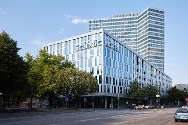 هتل Scandic Hamburg Emporio