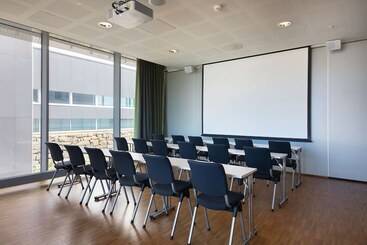هتل Scandic Stavanger Airport