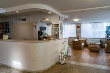 Hotel Stresa
