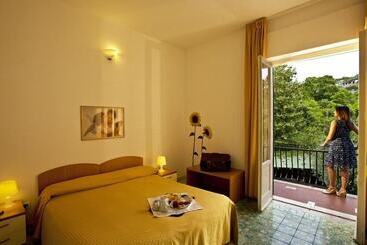 هتل Terme Elisabetta