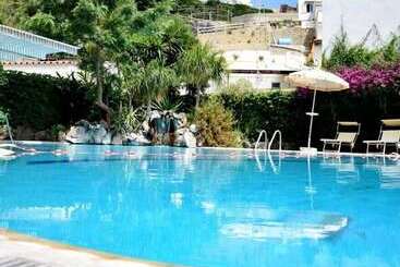 هتل Terme Elisabetta