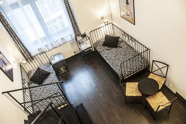 Pergamin Apartments