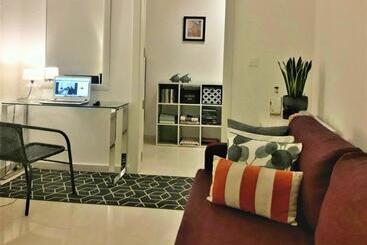 هاستل Centre Point, Malta S Most Central