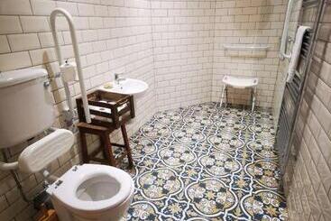 هاستل Comrie Croft