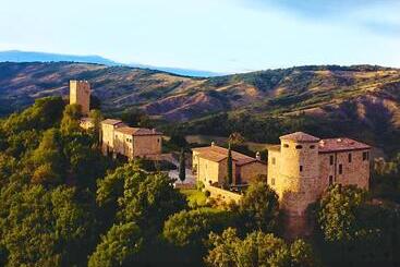 فندق Castello Di Viano