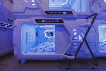 هتل کپسول Hashtag.capsule.hostel