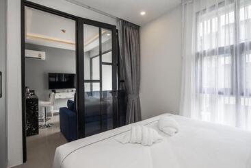 公寓式酒店  Palmyrah Surin Beach Residence
