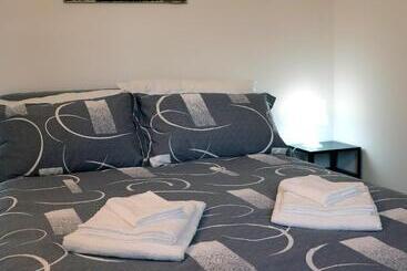 پانسیون Guesthouse Villa Jung