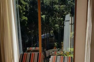 پانسیون Robinson Cottage Monte Verde Mg