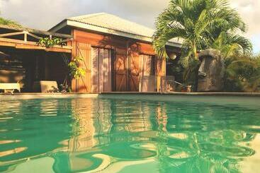پانسیون Villa Moai 974