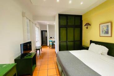 هاستل Vale Mar Guest
