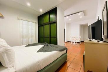 هاستل Vale Mar Guest