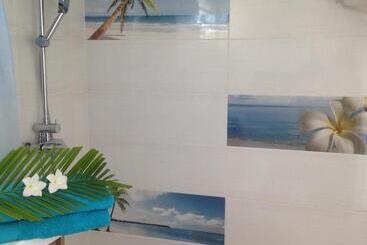 تختخواب و صبحانه Chambre D Hôte Coeur Coco Piscine